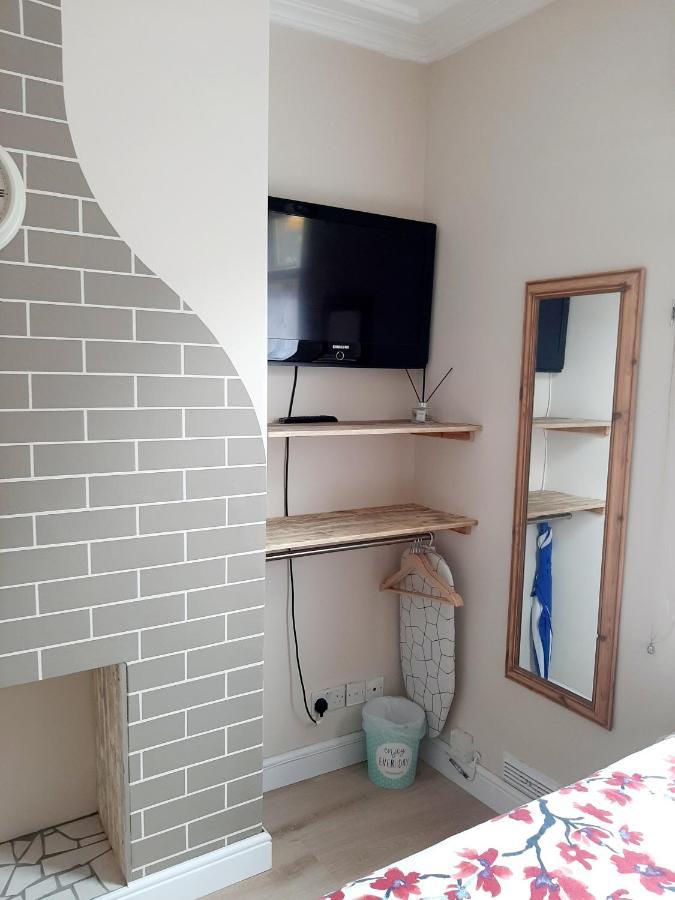 יורק Salisbury Guest House - Free Parking מראה חיצוני תמונה